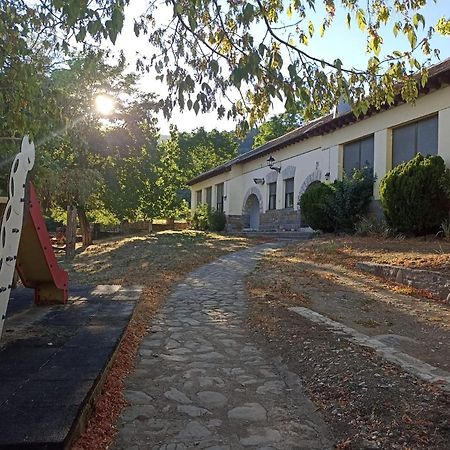 Albergue De Siresa Екстериор снимка